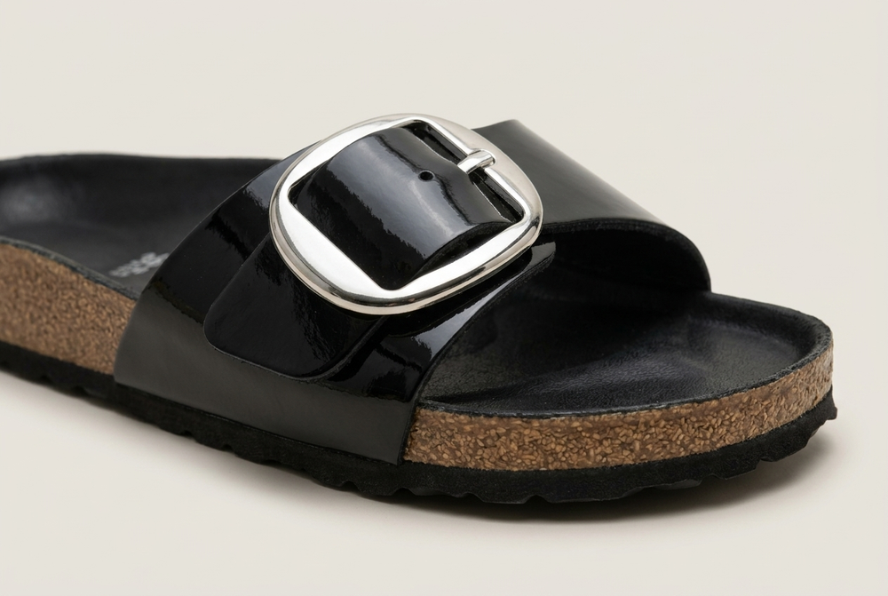 Retro Flat Buckle Sandals