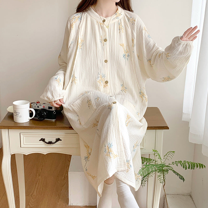 Postpartum Nursing Dress | scale reference with hand