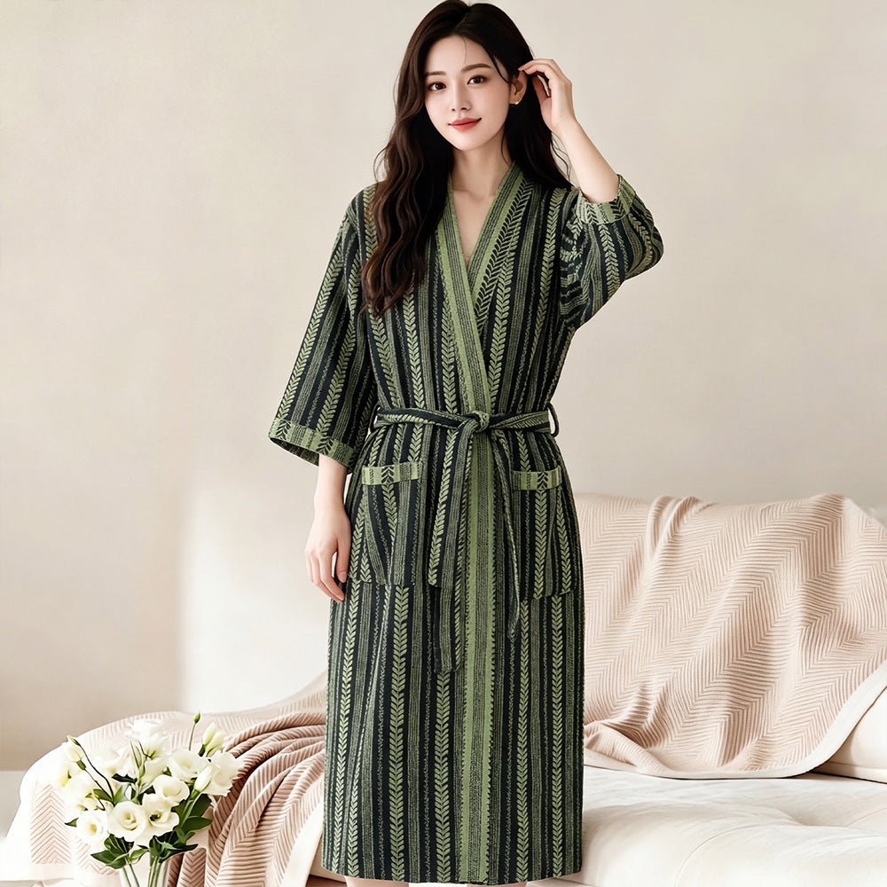 Cotton Gauze Bathrobe for Home and Spa | in use scenario daily moment
