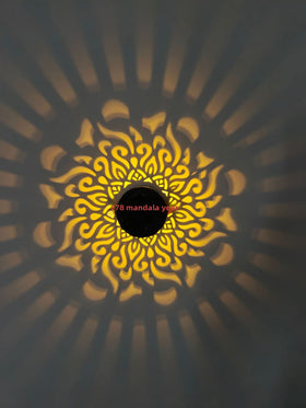 Solar Garden Projection Light Floral Pattern Iron Outdoor Lamp Ip65 Waterproof