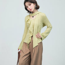 Ruffled Ribbon Knit Top
