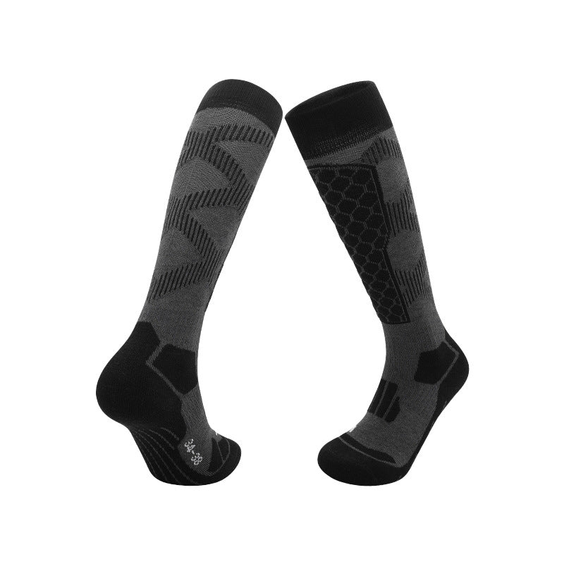 Cushioned ski socks with SPORT knit lettering on the leg and a reinforced heel and toe