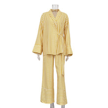 Tie-up top, high-waisted