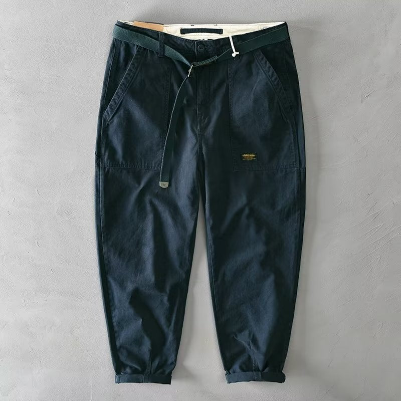 Men's Loose Fit Cargo Pants | color and tone detail