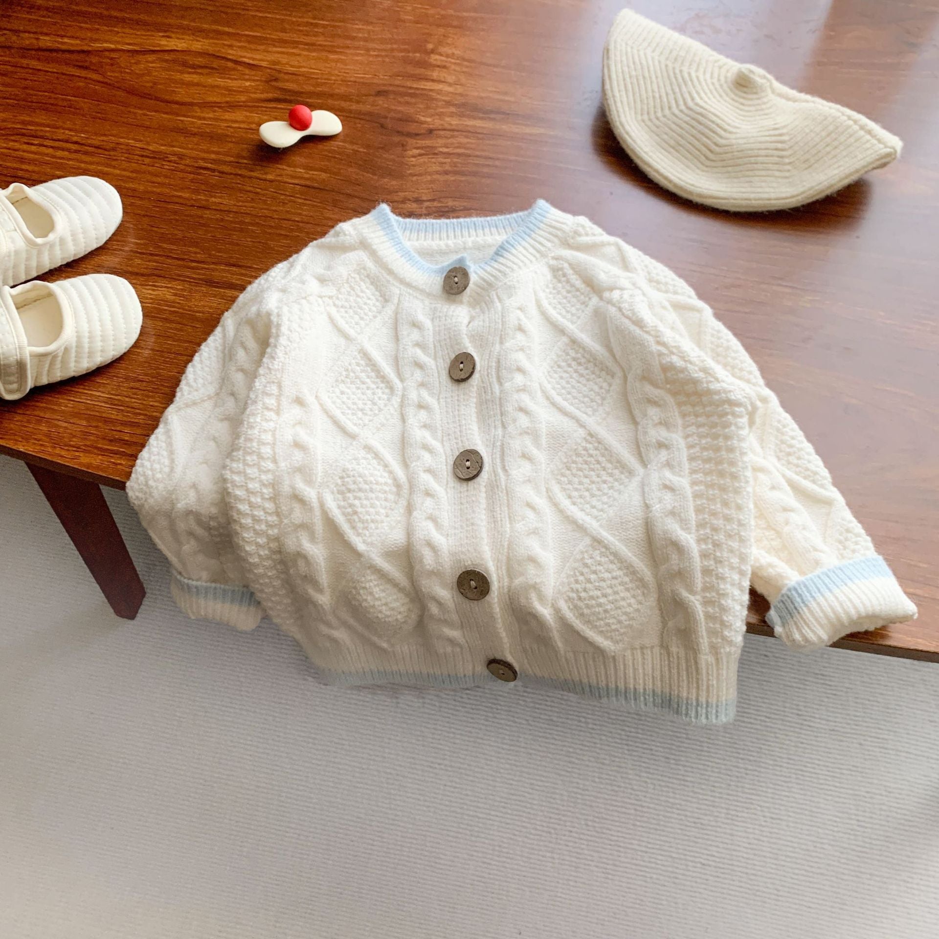 Knitted Suspender Baby Set | alternative angle product detail