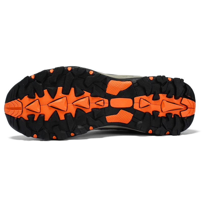 Lugged natural rubber outsole of a unisex outdoor hiking shoe