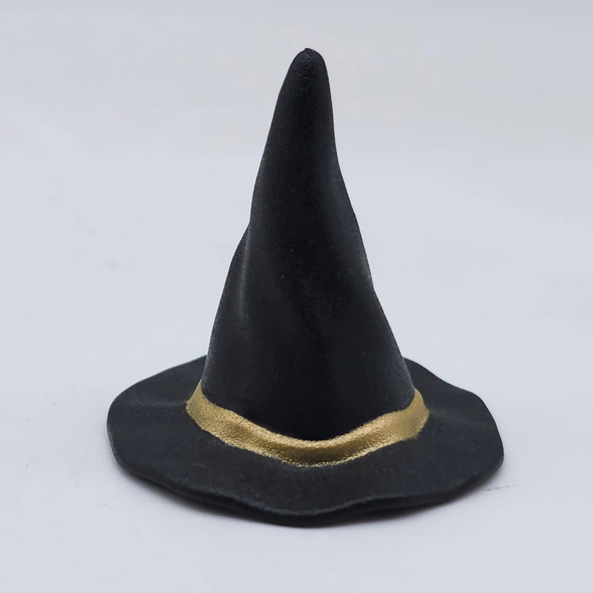 Miniature witch hat ornament in moulded PVC with a contrast band, in black, purple or orange