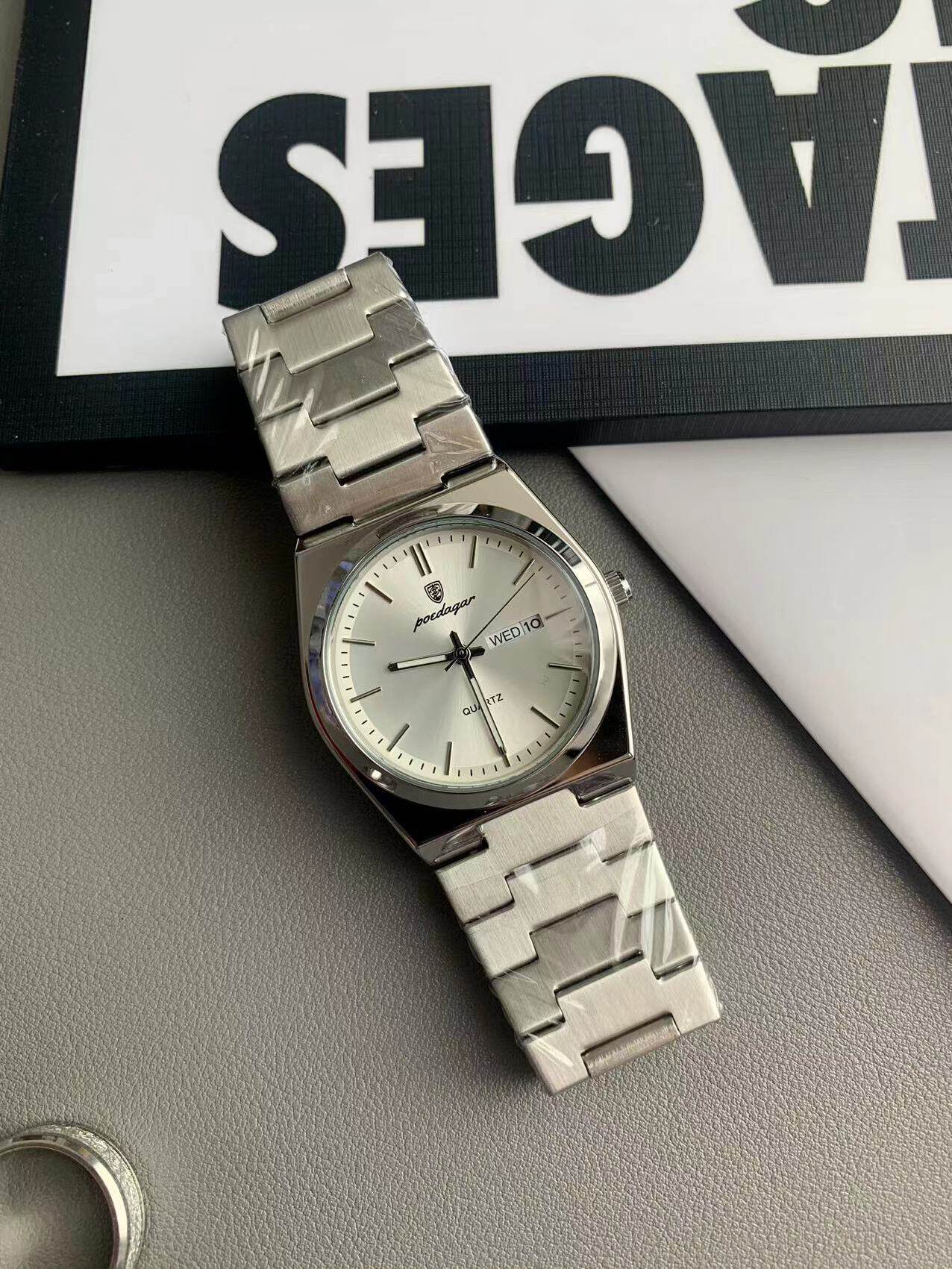 Ultra-Thin Square Quartz Watch | scale reference with hand