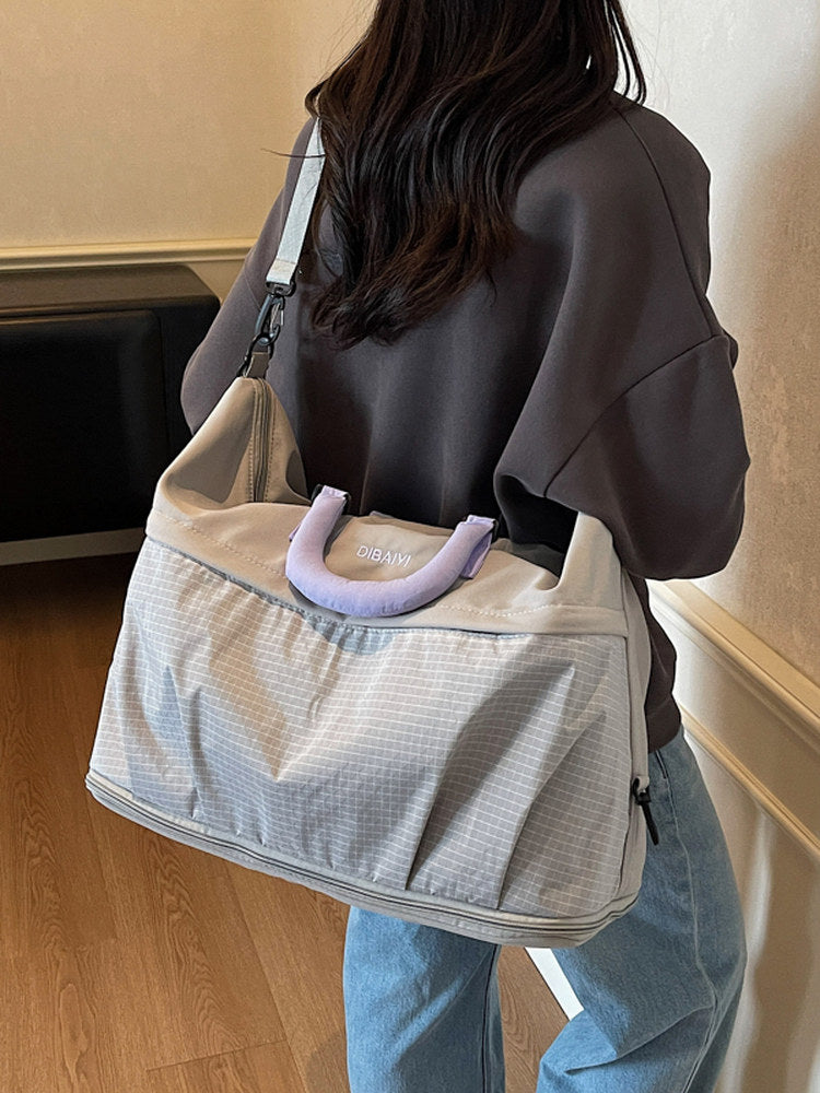 Expandable Travel Hand Luggage Bag | lifestyle in use