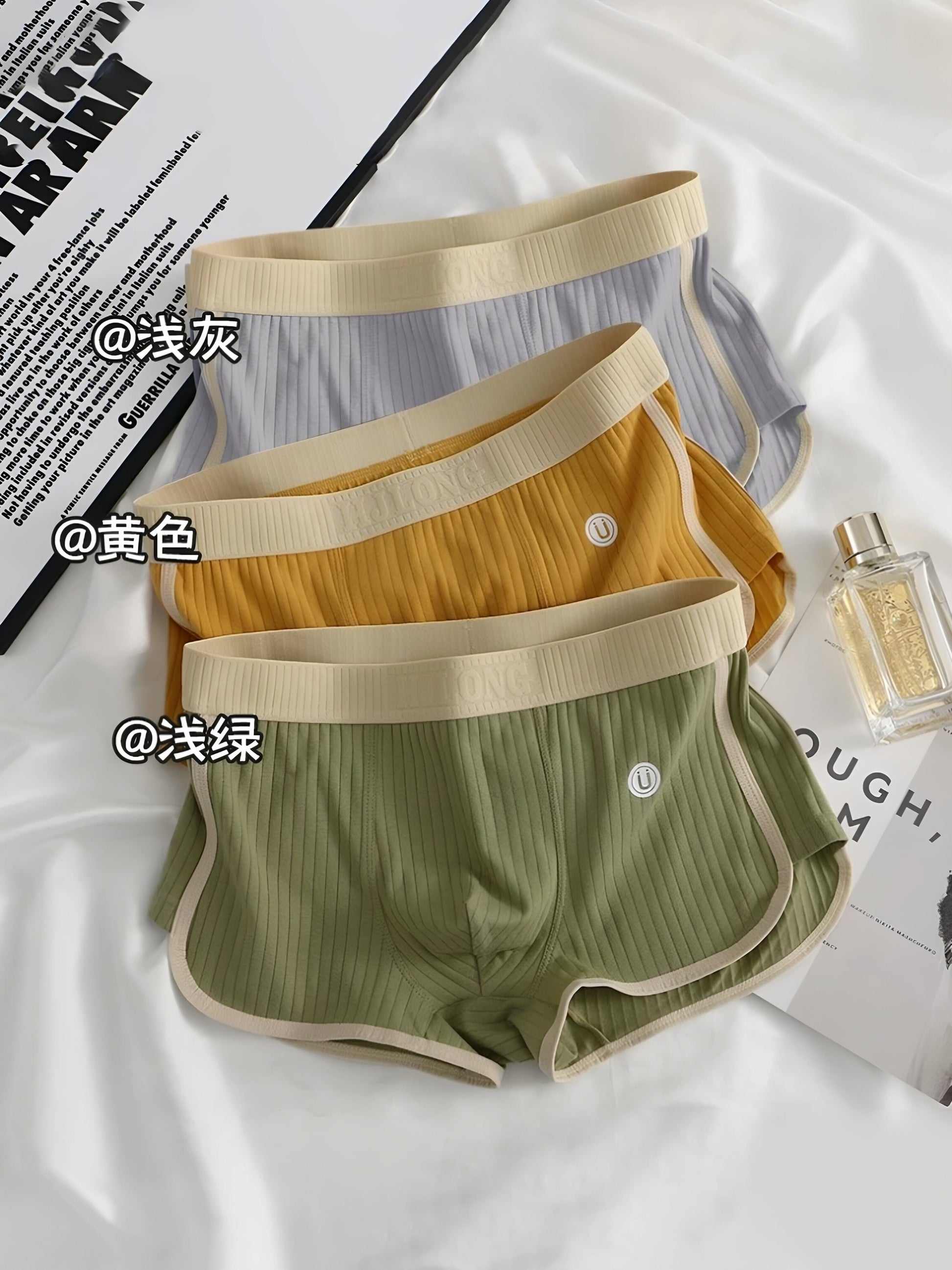 Contrast waistband detail of ribbed cotton men's boxer briefs