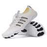 818 white black / 43 | US 9.5 / EU 43