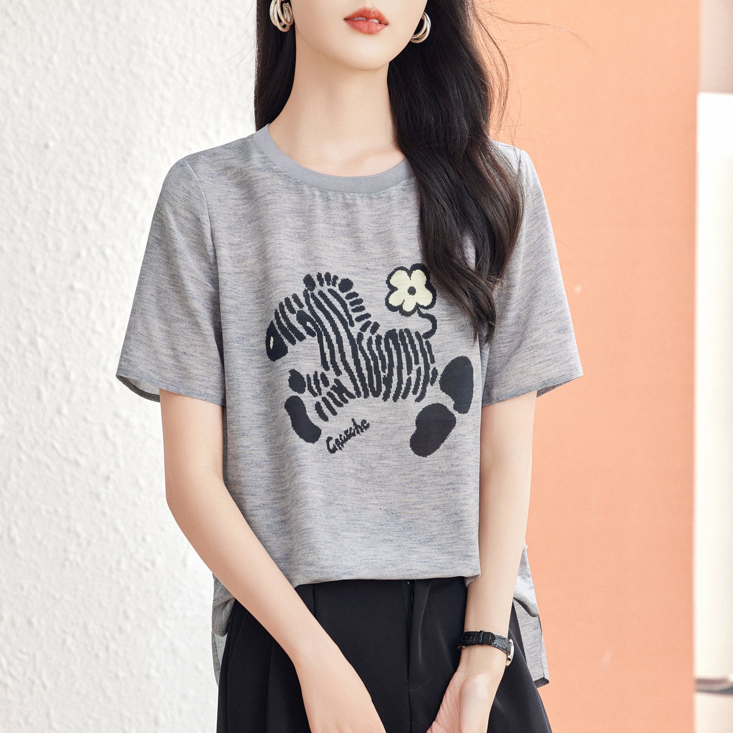 Glacier Gray silk blouse with short sleeves and knit-in cream flower motif