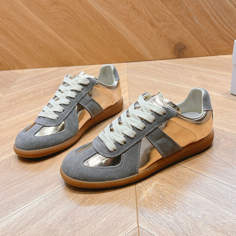 Unisex Casual Flat Shoes | horizontal hero composition