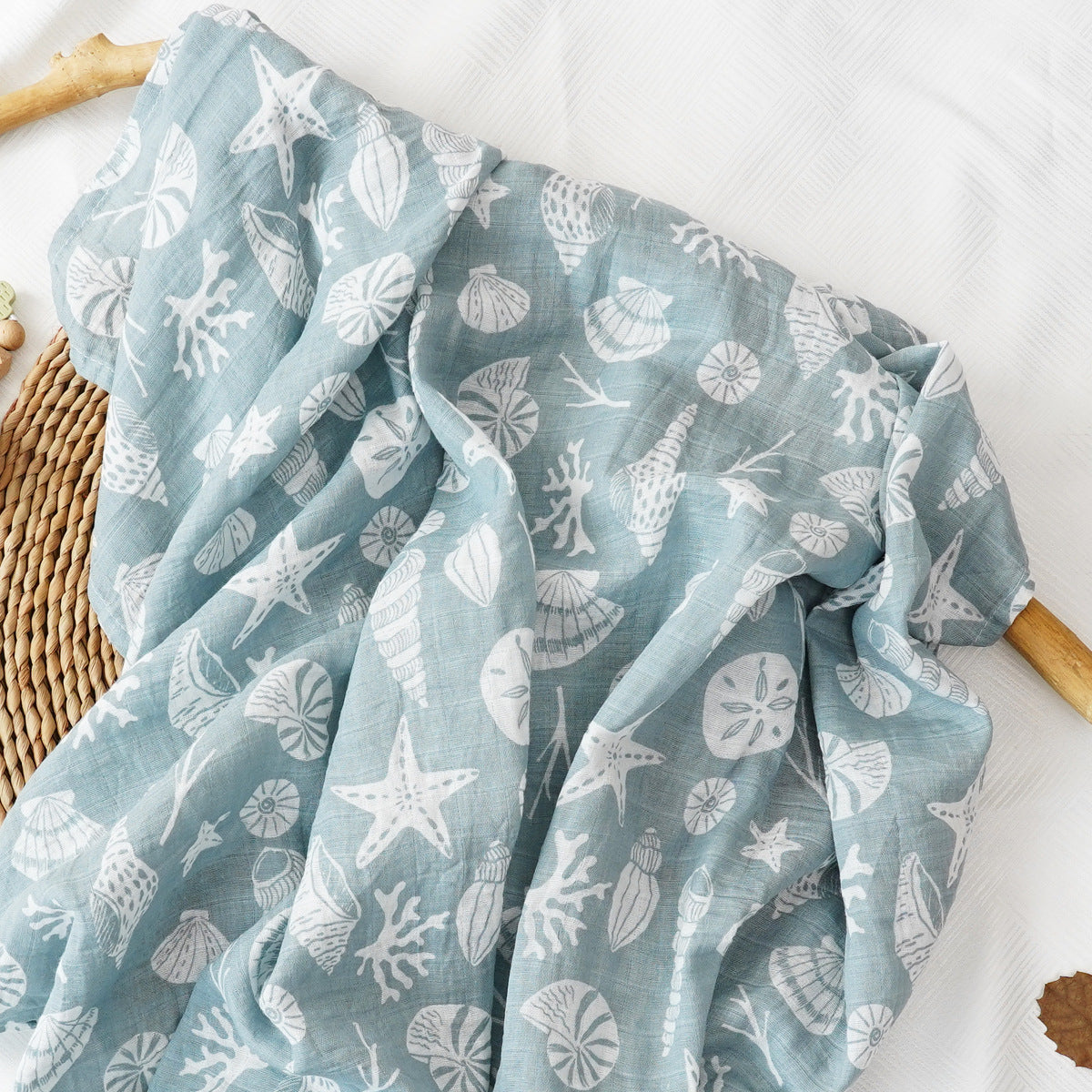 Cotton muslin gauze baby blanket in a printed design, light and breathable double layer fabric