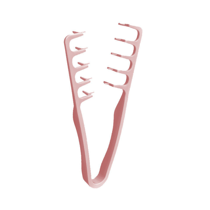 Fluffy texture styling comb used to add height and separation at the hair roots