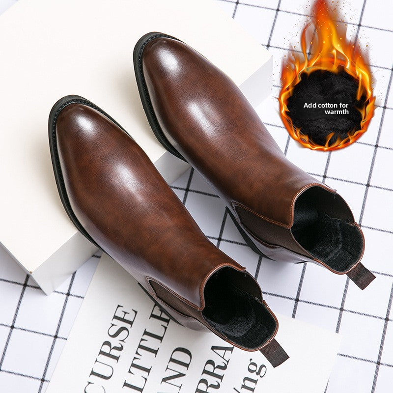 Brown cotton version option photo of a pair of boots seen from above with plush lining, flame icon, size 46