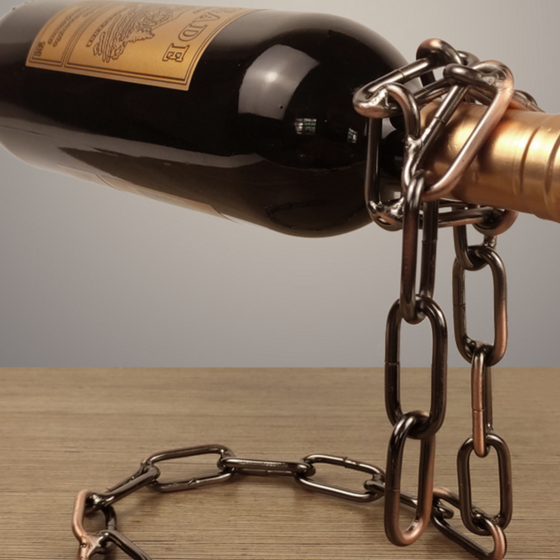Floating Illusion Iron Chain Wine Bottle Holder, Electroplated Finish