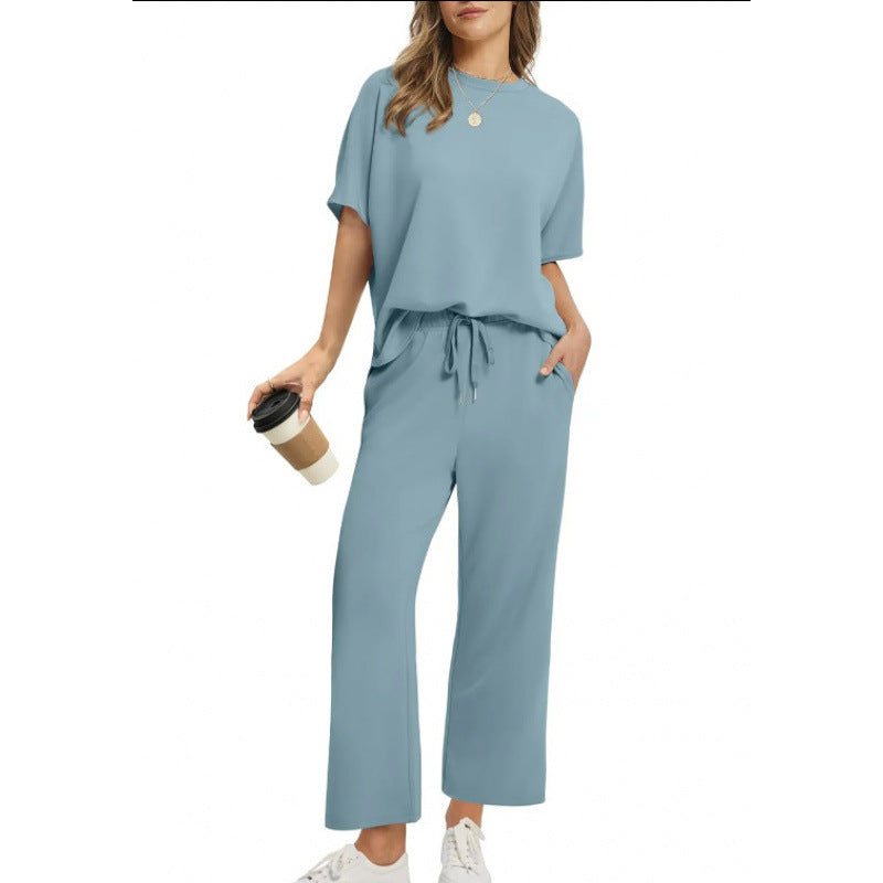 Women's Short-Sleeve Set | macro material texture detail