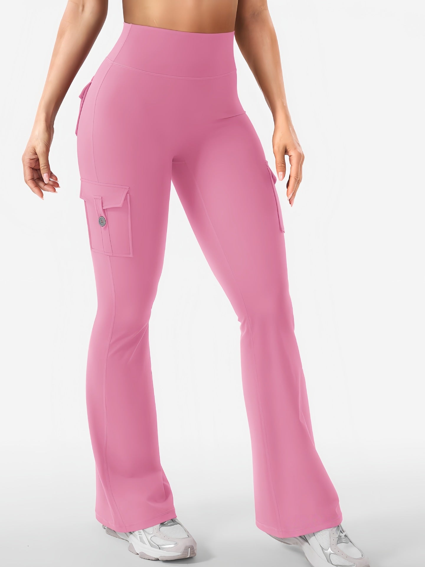 Women Cargo Pocket Flared | scale reference