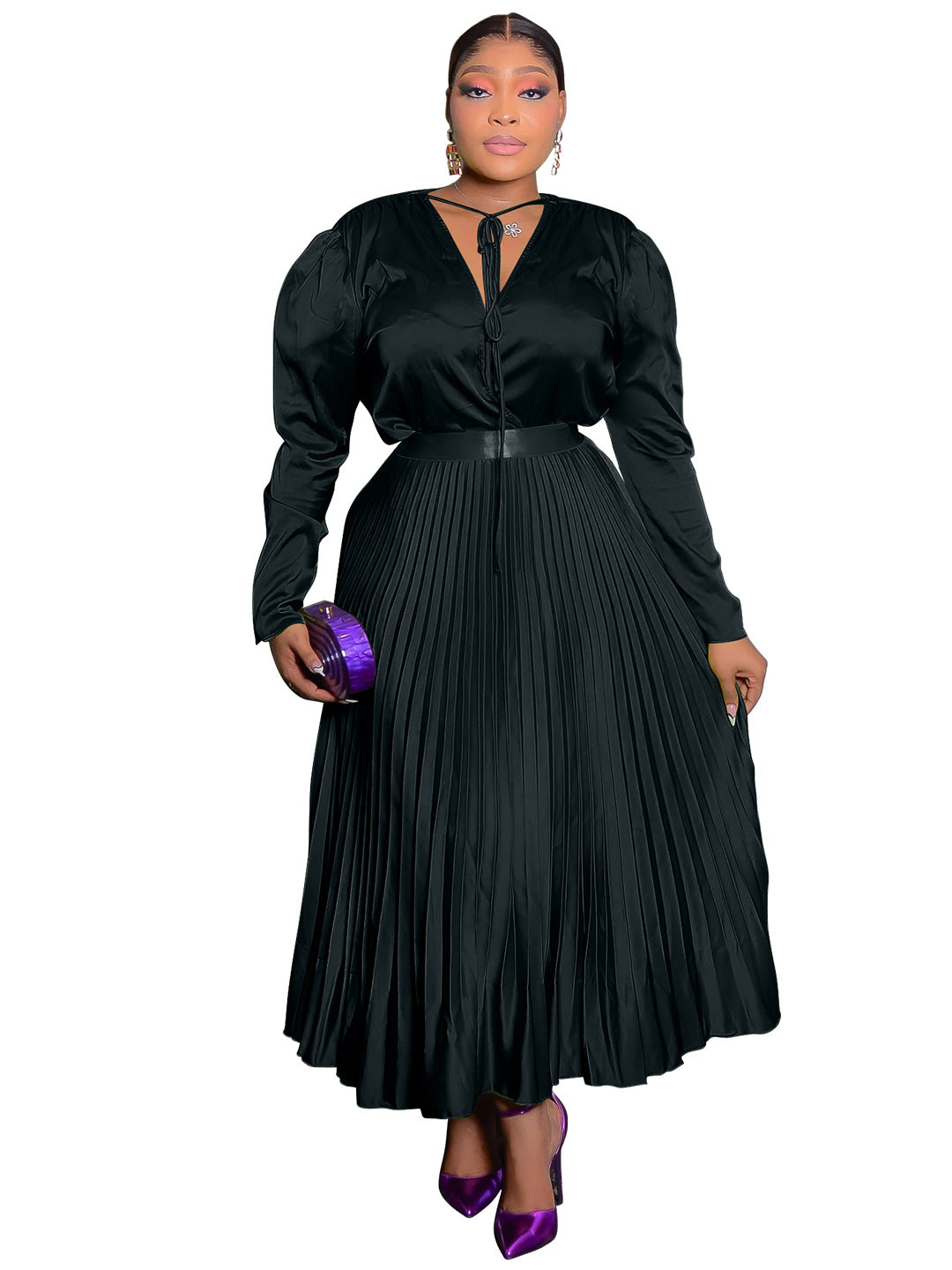 Black pleated maxi dress with blouson bodice and matching belt, Black option photo