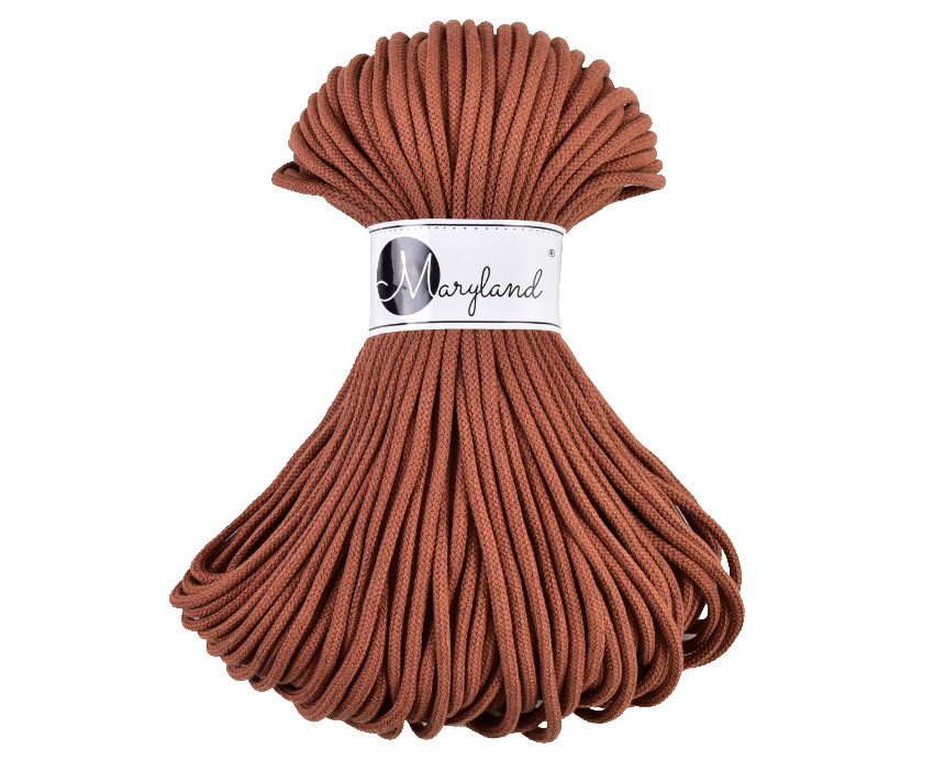 Round 5mm cotton yarn strand for clean stitch definition
