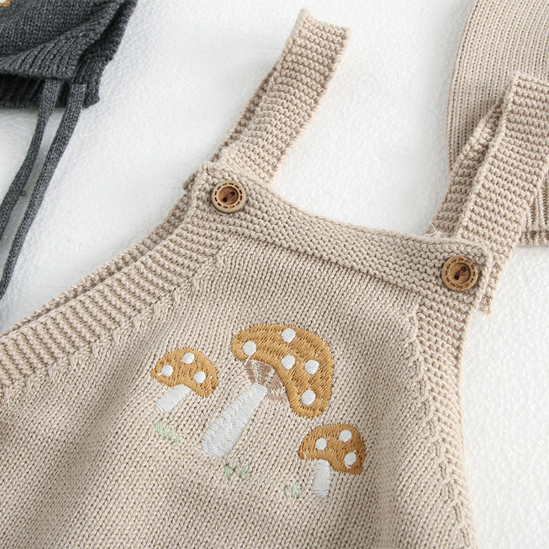 Baby Cotton Romper Detachable Hood | scale reference with hand