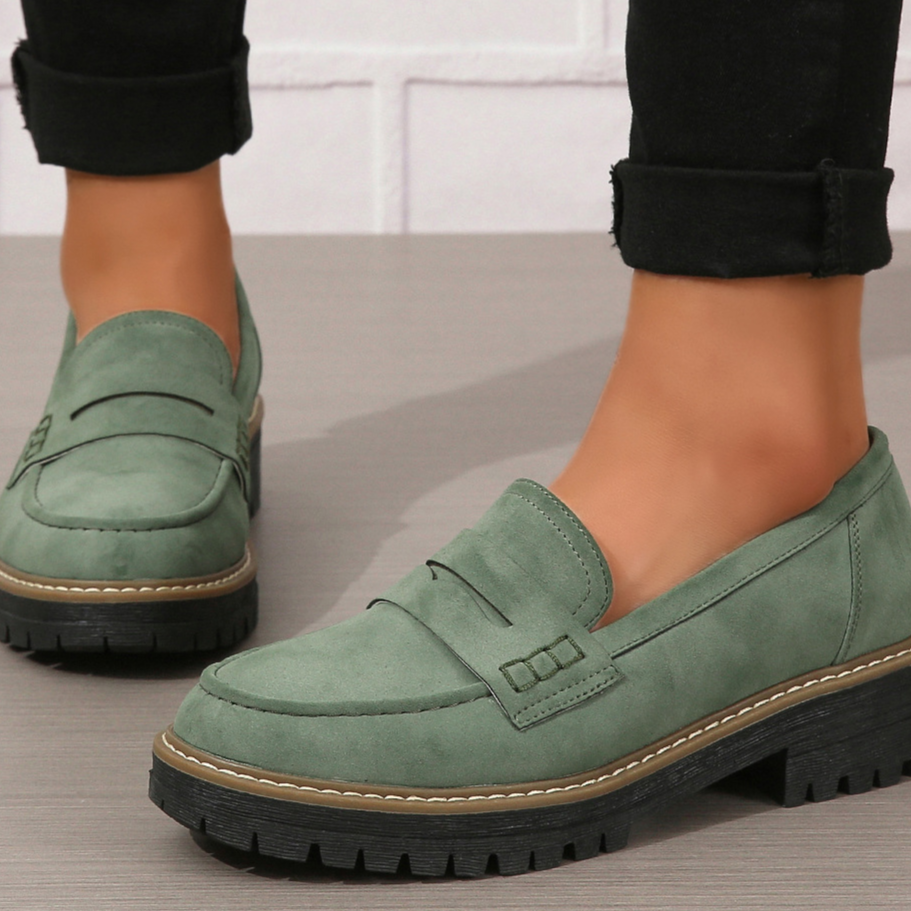 Green women's penny loafer with chunky lug sole and 4 cm heel, size EU 42 option