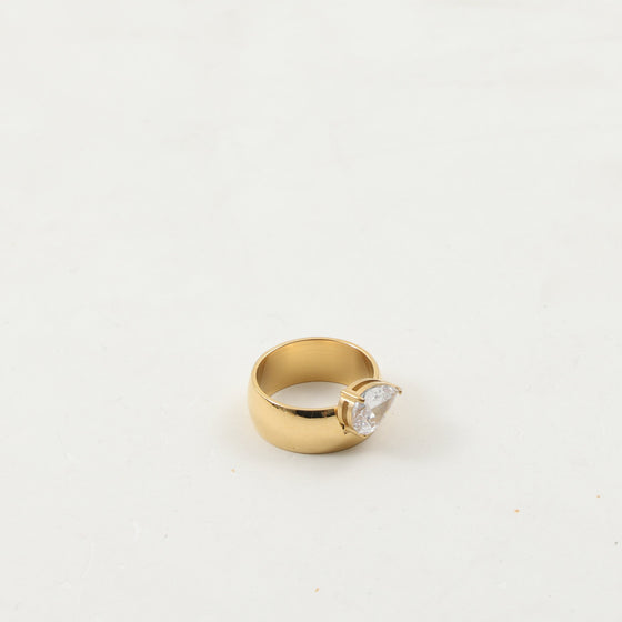 Drop Zircon Gold-Plated Ring