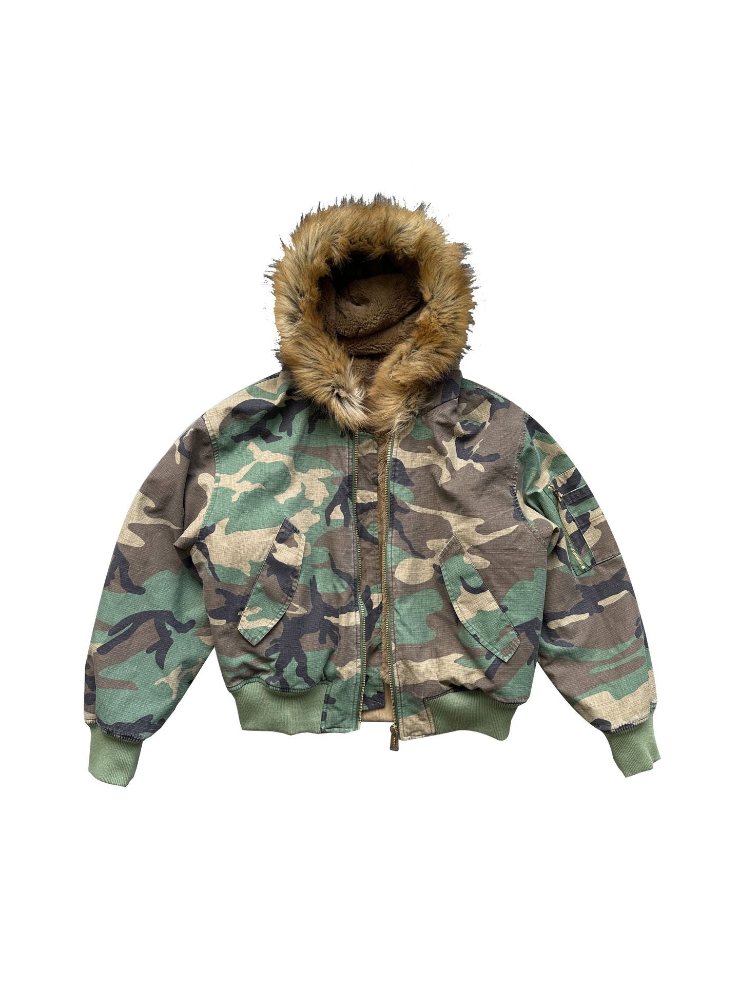 Reversible Camo Puffer Jacket | polyester fill insulation detail