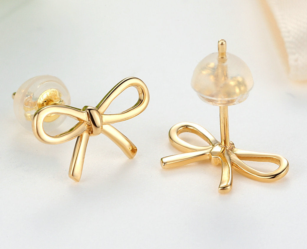18K Gold Bow Earrings for Women | pairing with everyday items