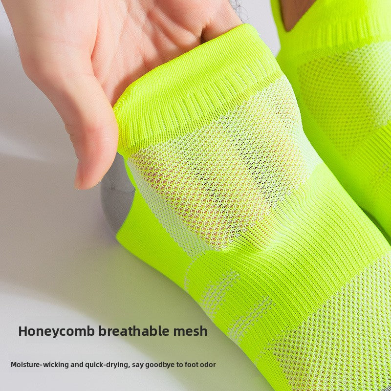 Breathable Running Socks | detail of finish and build