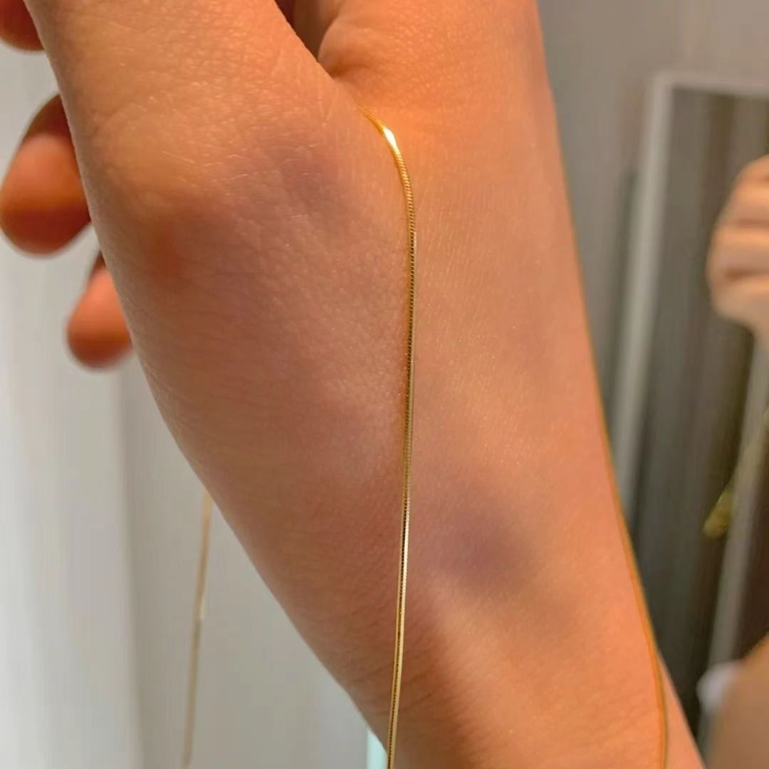 Square Snake Bone Chain Necklace | in use scenario daily moment