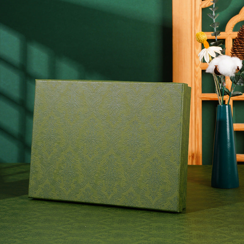 Green damask gift box with Heaven and Earth lid, no bow, model #2, inner 27x20x5 cm