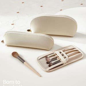 Waterproof Portable Cosmetic | lifestyle context