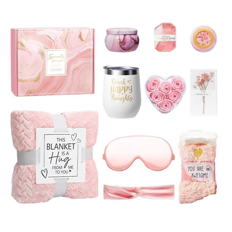Personalized Gift Box Set | macro material texture detail