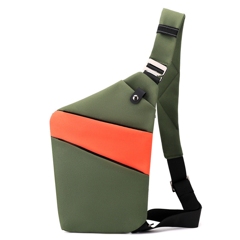 Oxford Chest Crossbody Bag | feature highlight close