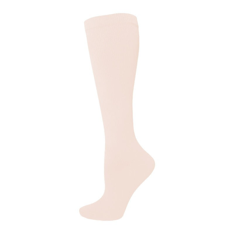 Close view of the silicone grip lines running along the sole of the mid calf sport sock