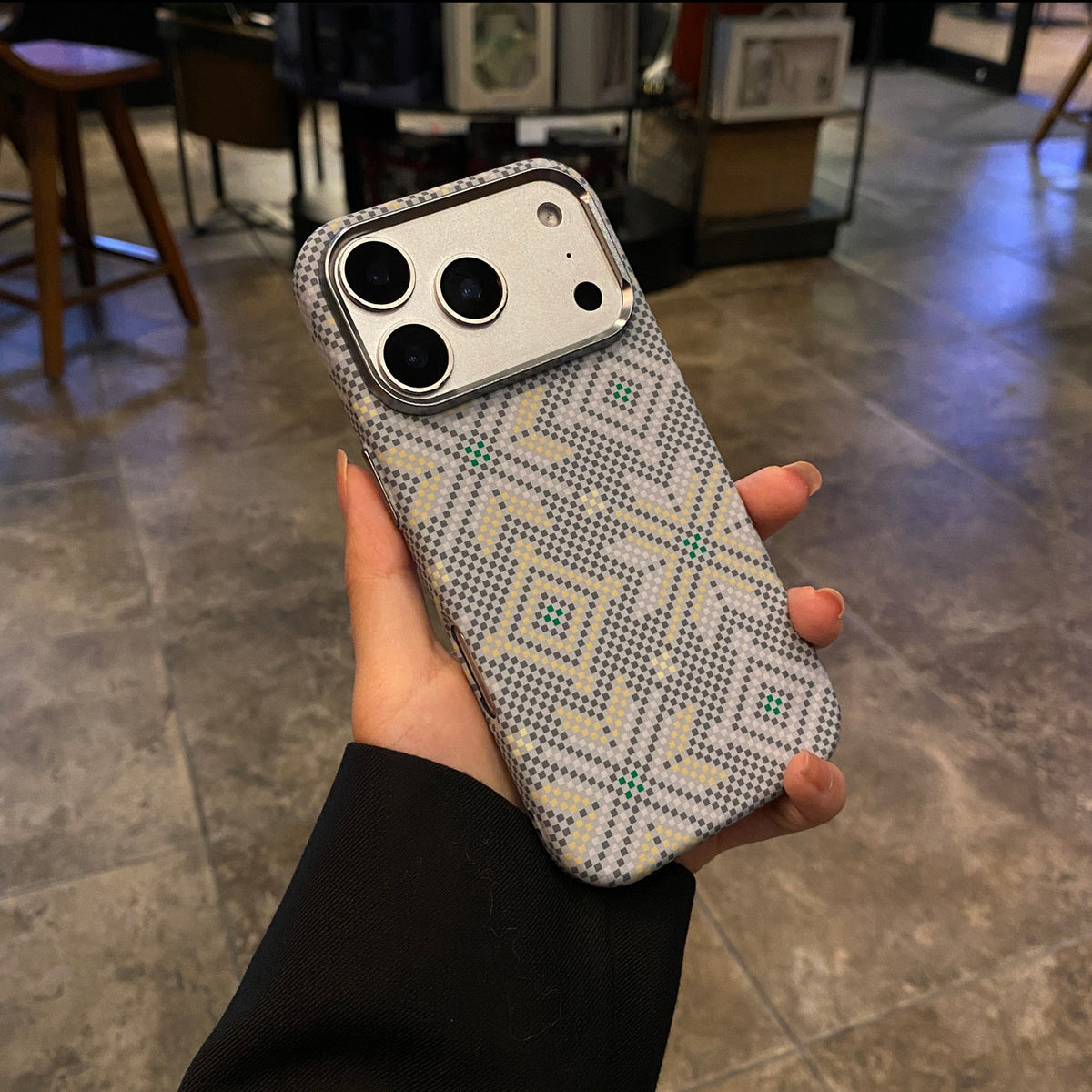 White diamond pattern magnetic iPhone case, hard shell lens corner