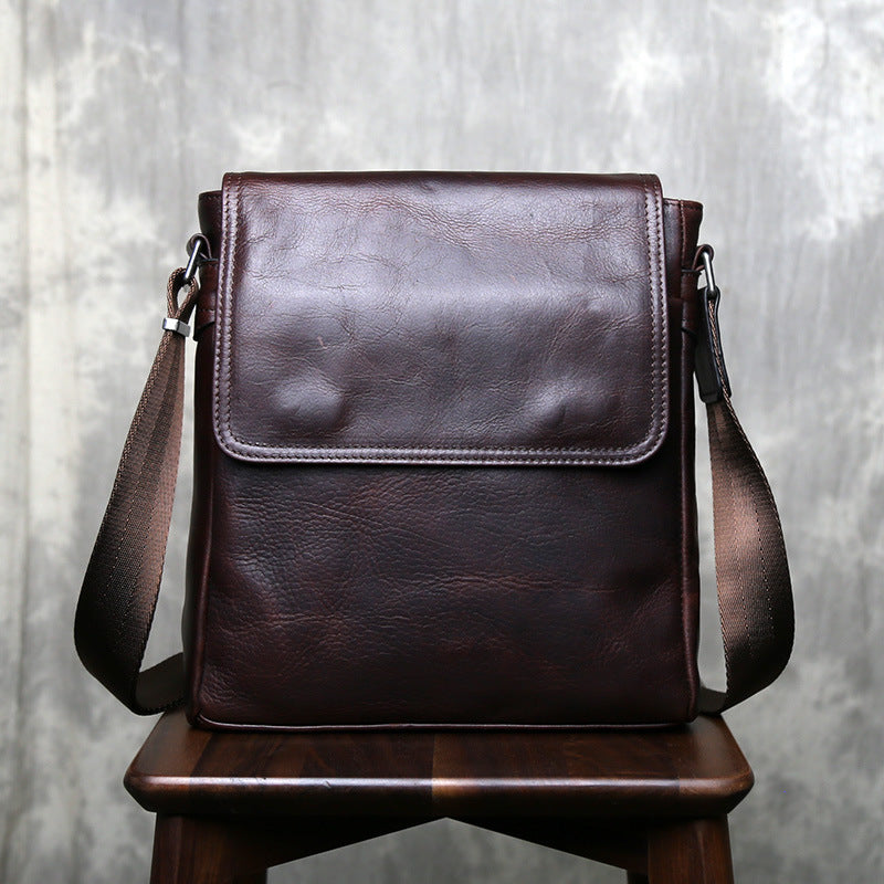 Genuine Leather Men's | material close up