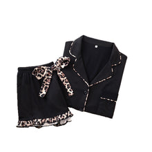 Damen-Loungewear-Set aus Milchseide mit Rüschenshorts