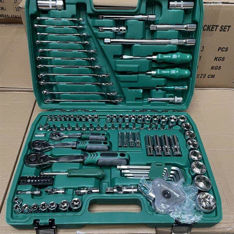 Professional 150-Piece Socket Wrench Set | carry comfort shot
