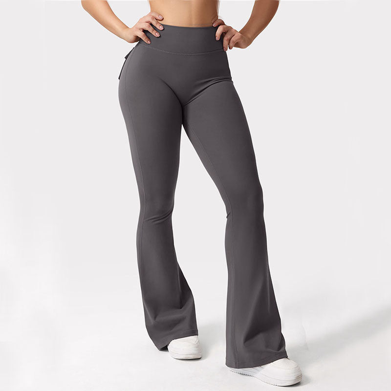 Flap pocket detail on Light Gray high waist yoga pants