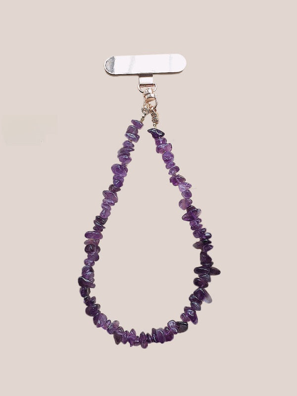Side angle of the beaded strap cord and the knotting between the chip beads