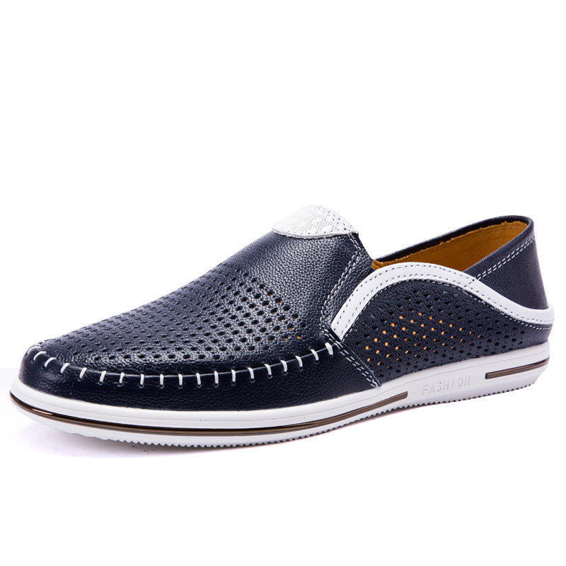 Cowhide leather moccasin loafer with elastic side gussets and a flat rubber sole