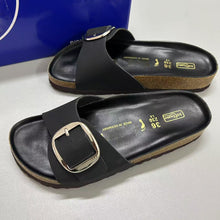 Women Retro Flat Sandals with Gold Buckle