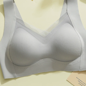 Seamless wireless vest bra molded cup lift and side smoothing shape detail