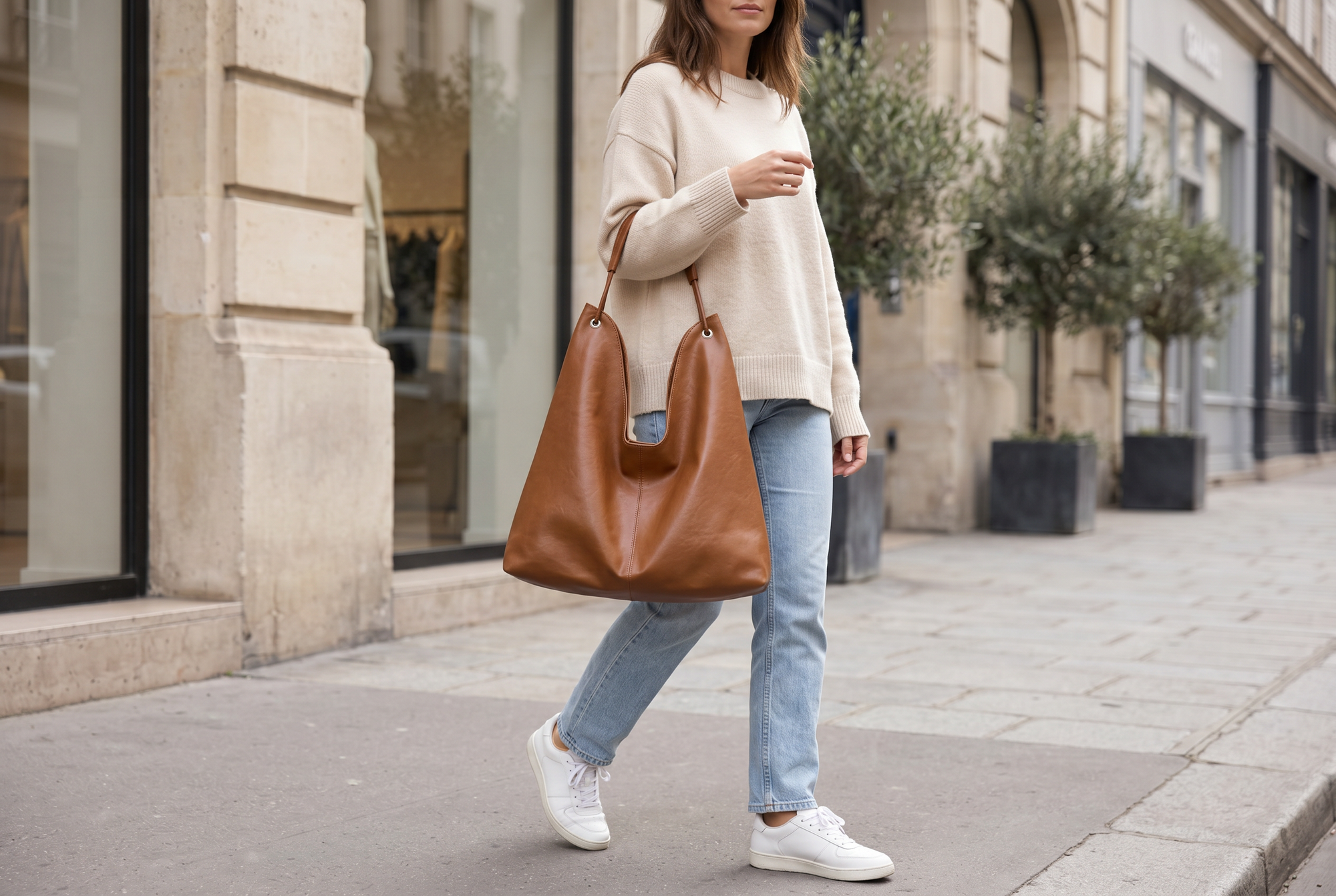 leather-tote-bag after solution lifestyle
