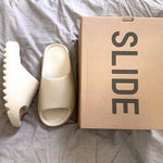 Casual Footwear | packaging shot