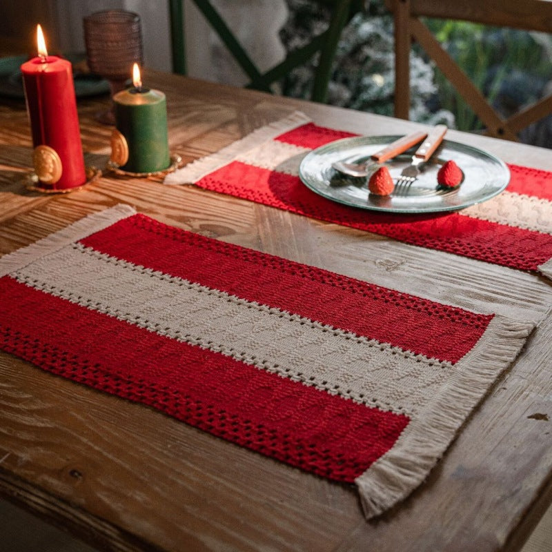 Knitted Colorblock Striped Tasseled Bowl Mat | side angle accent detail