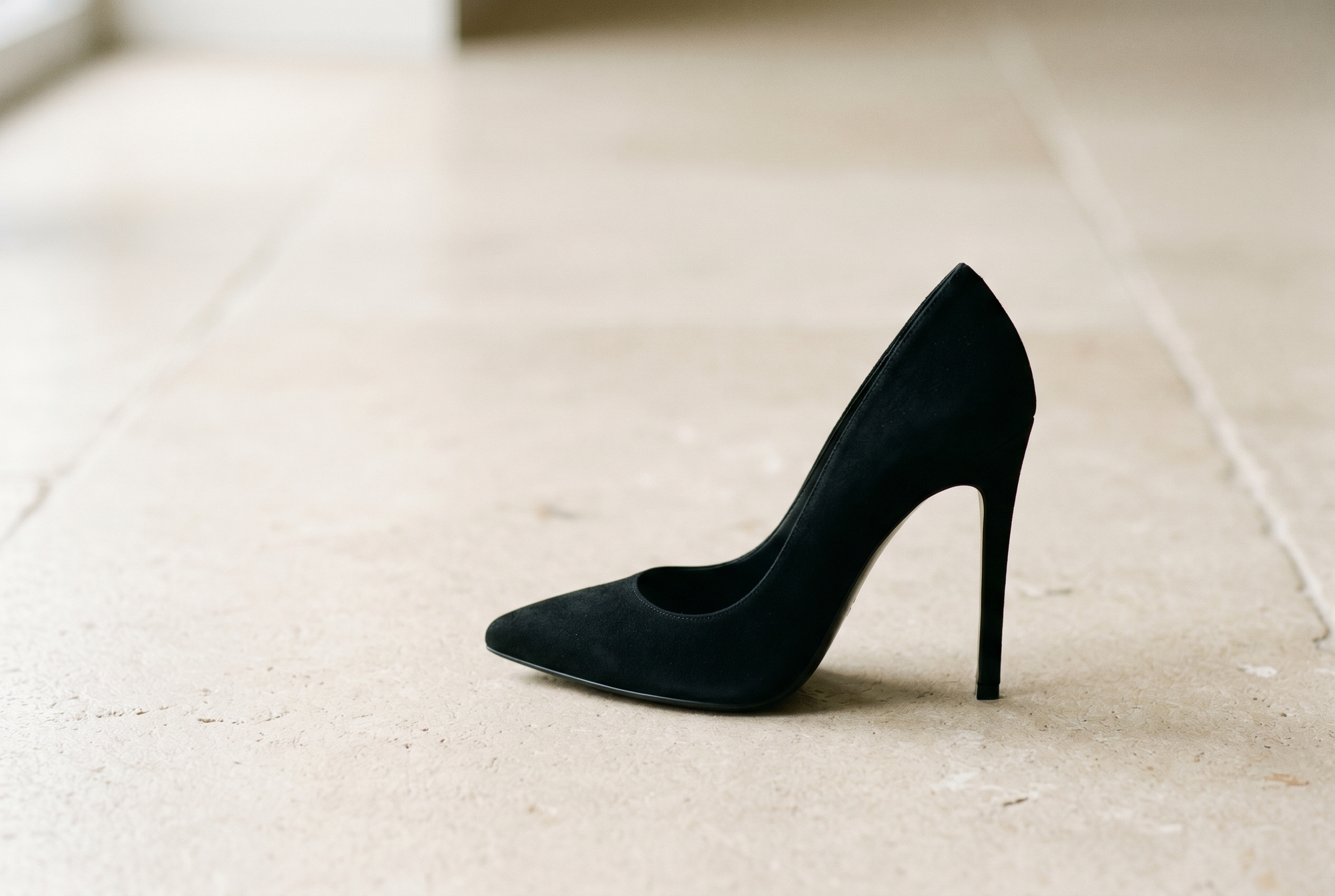 square-toe-kitten-heel-sandals-women-s-shoes-moko before problem editorial